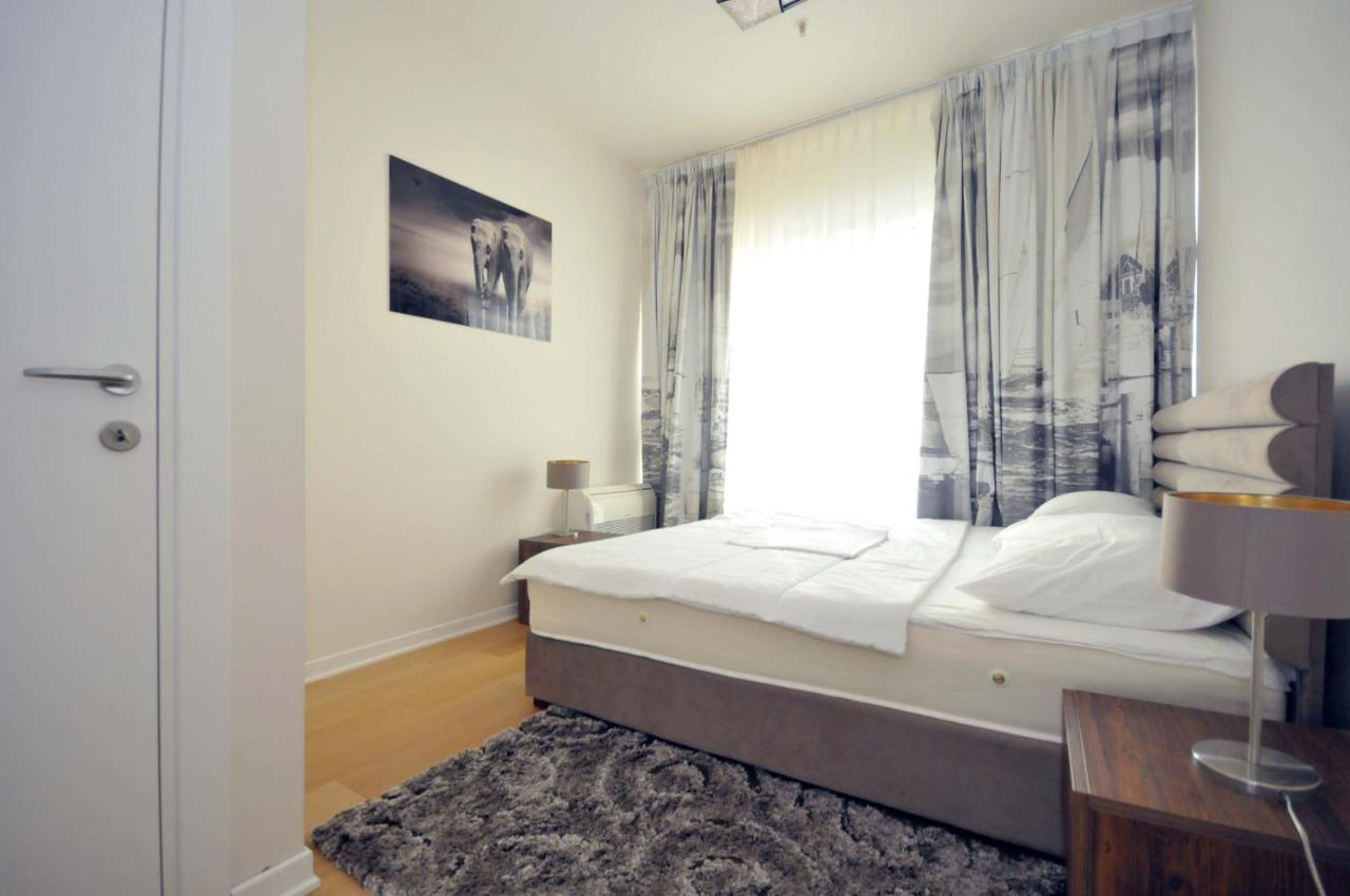 Luxury Montesun Apartments Будва Экстерьер фото